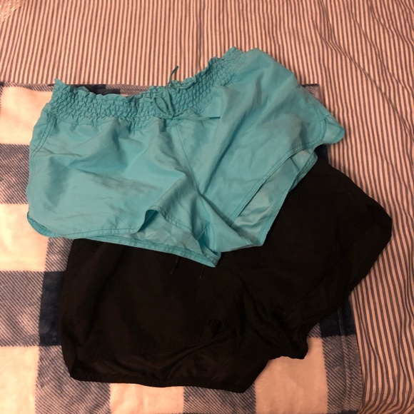 Old Navy Other - ‼️2️⃣ Set Old Navy Swim Shorts